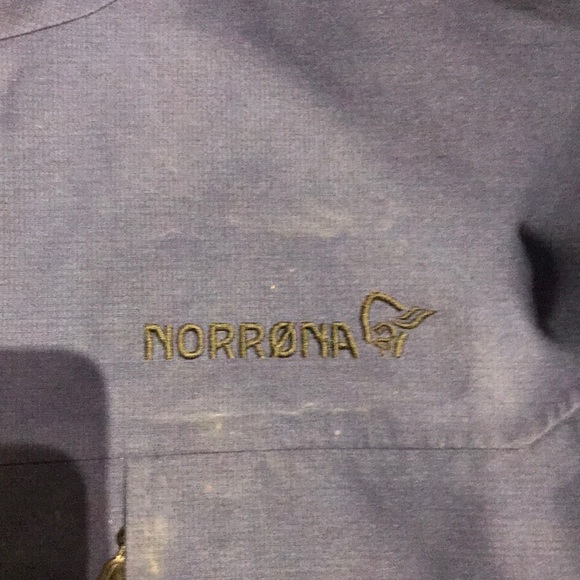 Winter Hard Shell Gortex Jacket - Picture 2 of 3